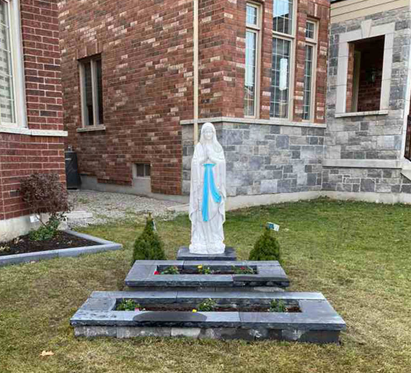 outdoor-Our-Lady-of-Lourdes-statue