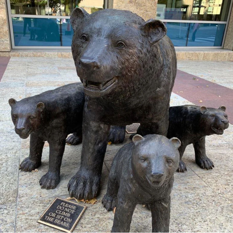 statue of bears..